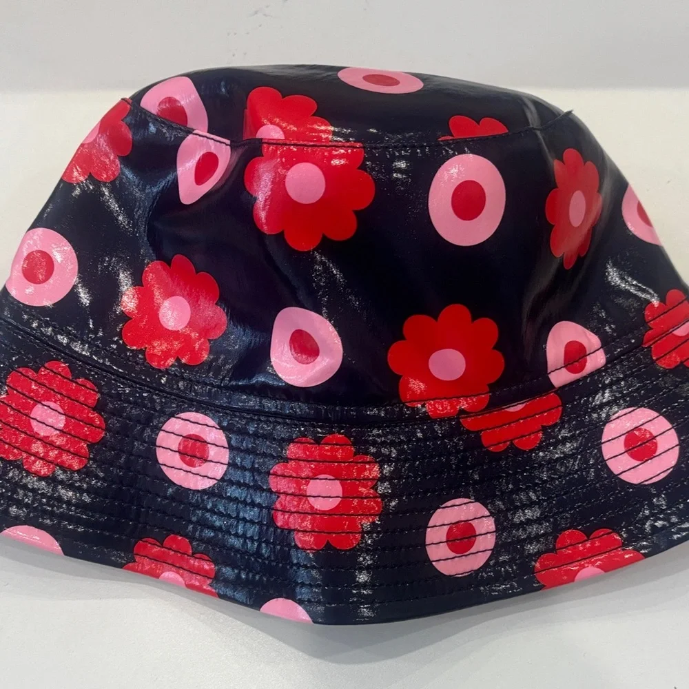 Jacadi Navy Bucket Hat with Red Flowers and Pink Circles